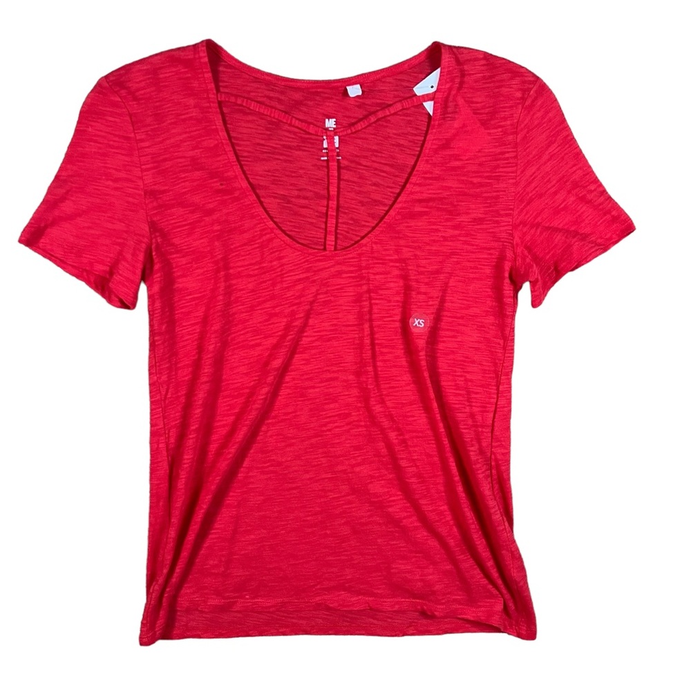 Me To We Red Scoop T- Neck Short Sleeve T- Shirt XS & Large